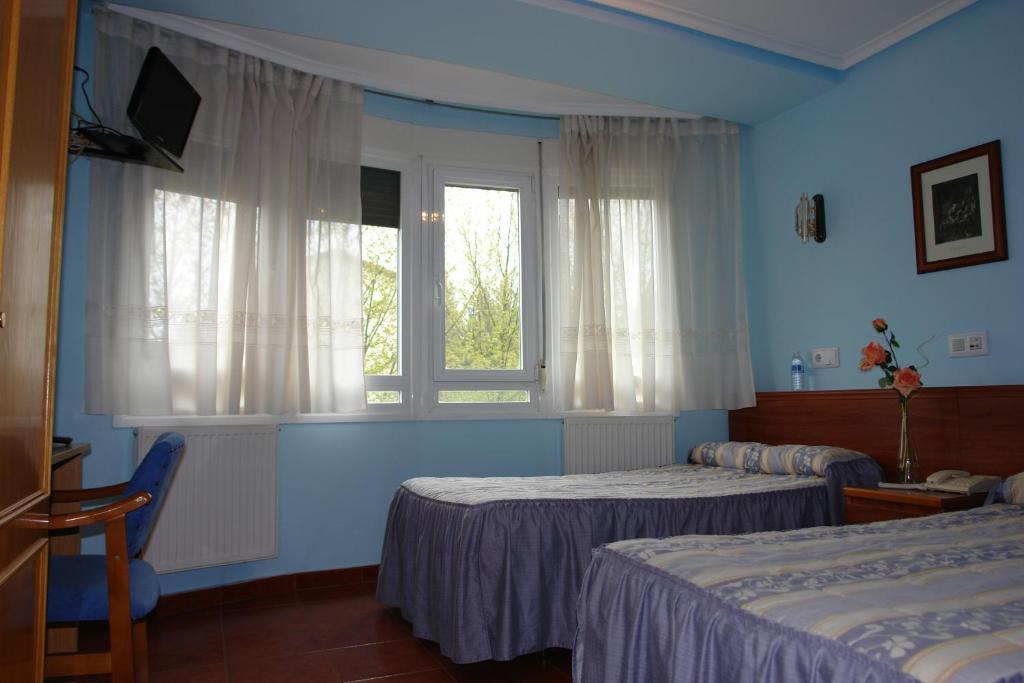 Hostal Campus Бургос Номер фото